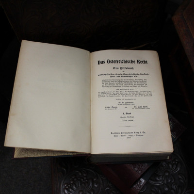 Rakouské právo 3díly 1907