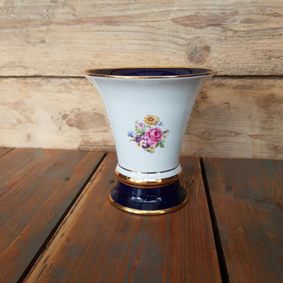 Váza Royal Dux