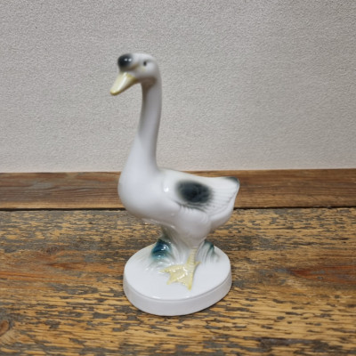 Porcelánová soška labuť Foreign 1872