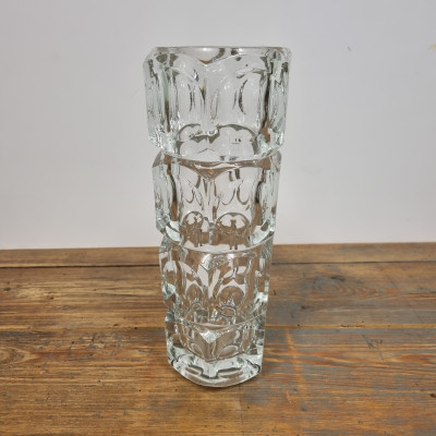 Váza lisované sklo