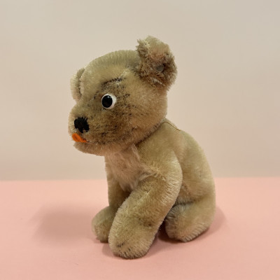 Plyšová hračka pejsek Mopsy Steiff