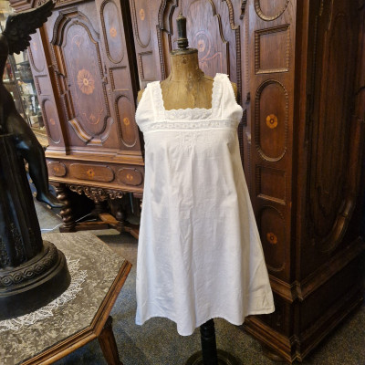 Dámská noční košilka