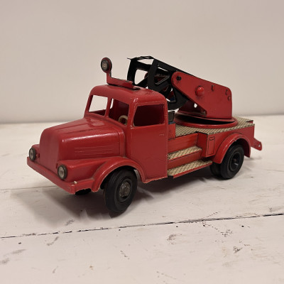 Plechová hračka hasičský vůz