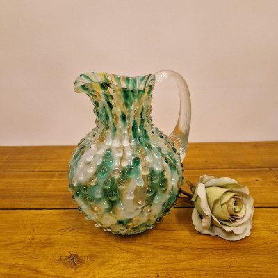 Starožitný skleněný džbánek na vodu