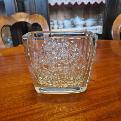 Žardiniéra z lisovaného skla, Jurnikl Rudolf