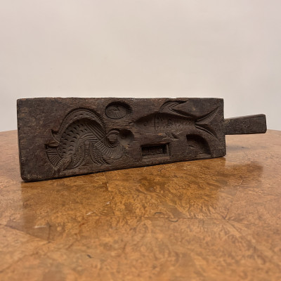 Starožitná dřevěná vyřezávaná forma na cukrovinky