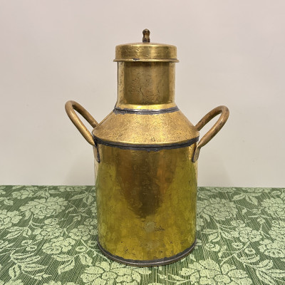 Starožitná mosazná bandaska na mléko