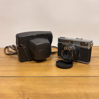 Fotoaparát Sokol 2 s pouzdrem