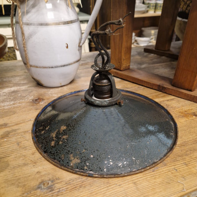 Industriální smaltované závěsné svítidlo