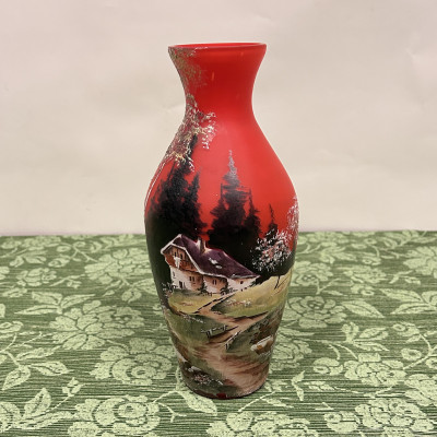 Ručně malovaná skleněná váza s motivem venkovské krajiny